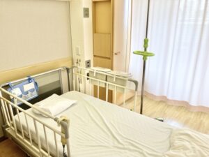 病院の入院　福祉施設　身元保証